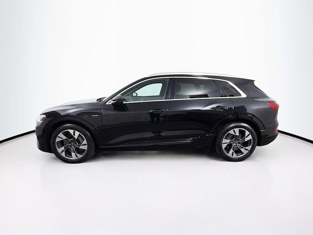 Used 2022 Audi e-tron Premium Plus SUV