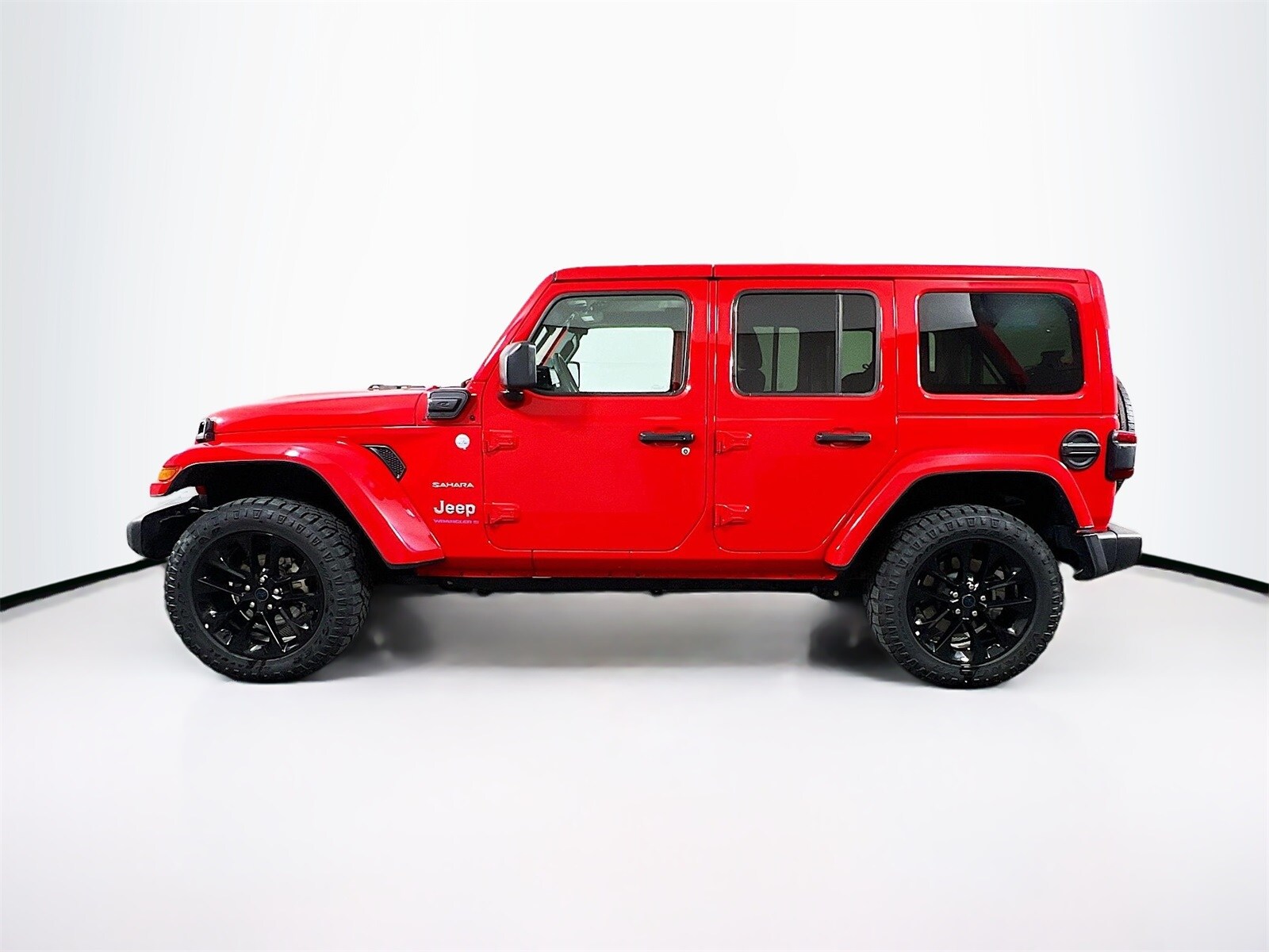 2024 Jeep Wrangler Sahara 4xe photo 4