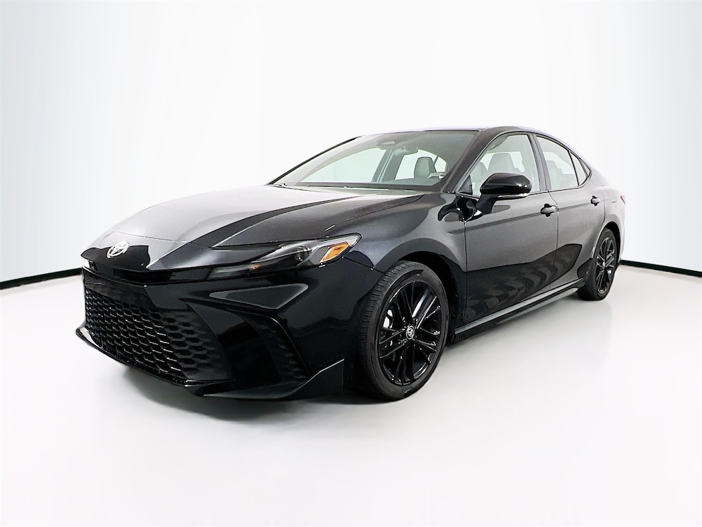 Used 2025 Toyota Camry SE Sedan