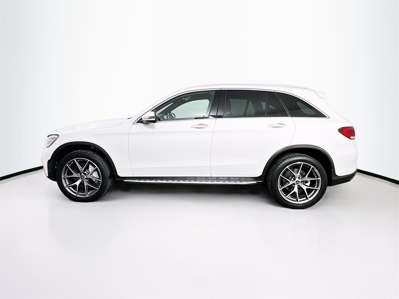 2022 Mercedes Benz GLC 300 4MATIC photo 4