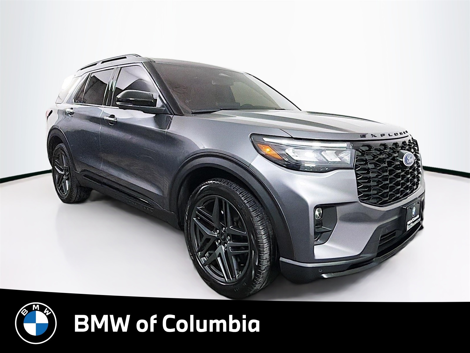 2025 Ford Explorer ST's photo