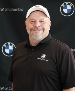 Staff member Dennis Gish from ID_427e10381967