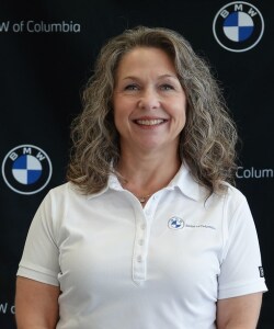 Staff member Yolanda Gish from ID_427e10381967