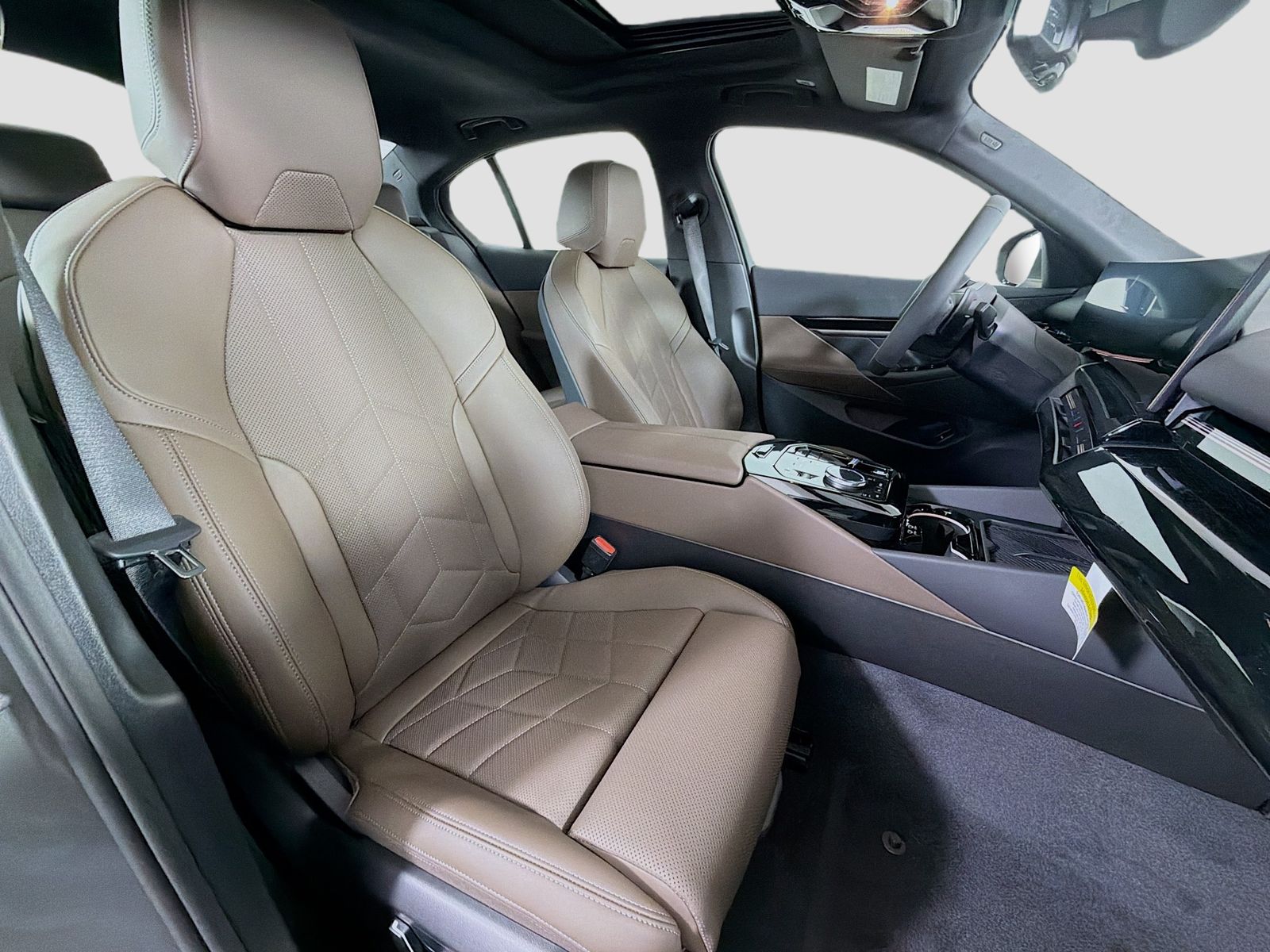 2026 BMW 5 Series 530i - Photo 29