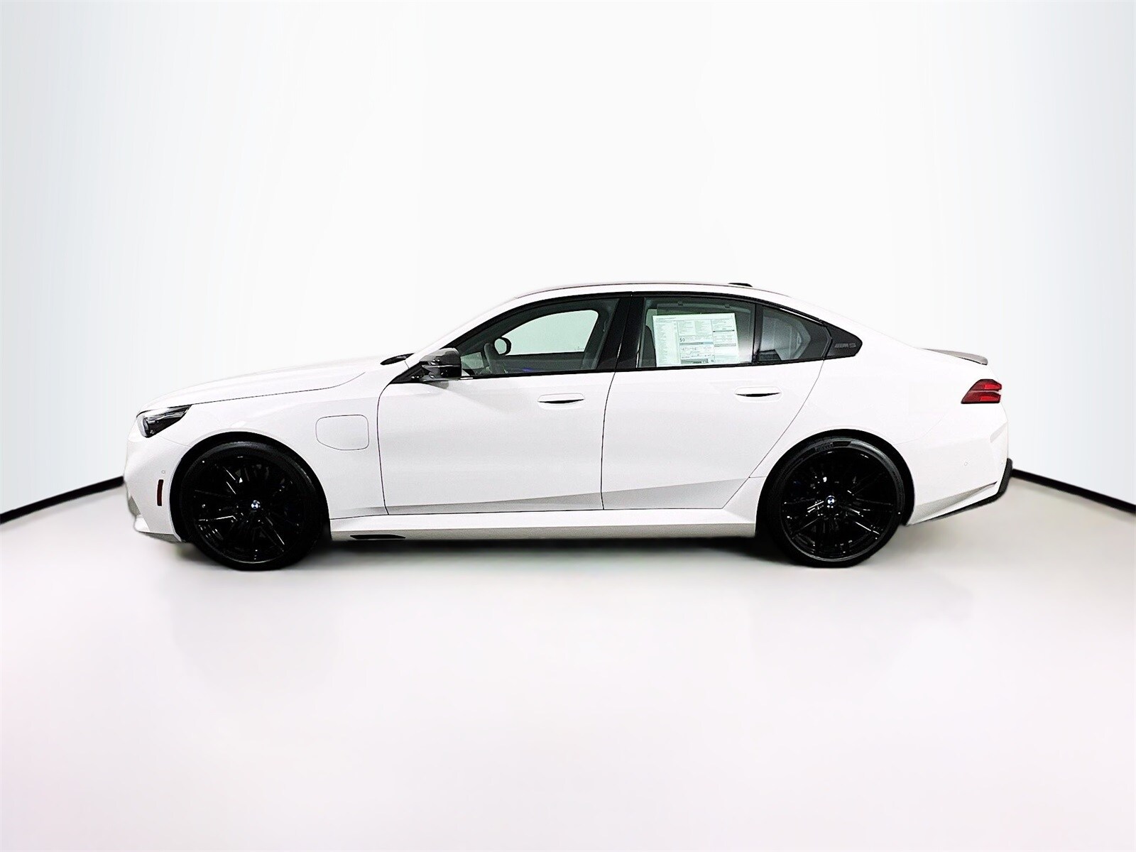 2026 Bmw M5 5 photo 4