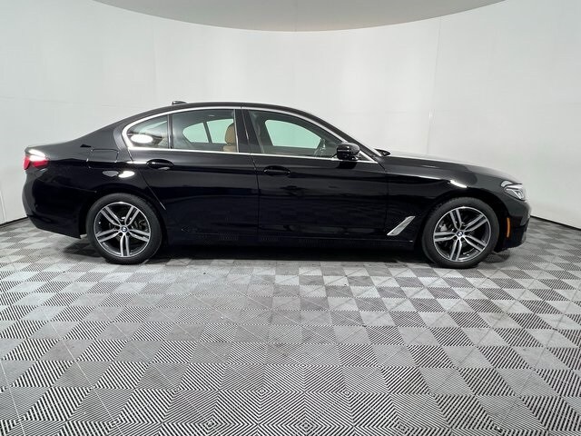 Used 2021 BMW 5 Series 530i with VIN WBA13BJ05MWX03325 for sale in Columbia, MO