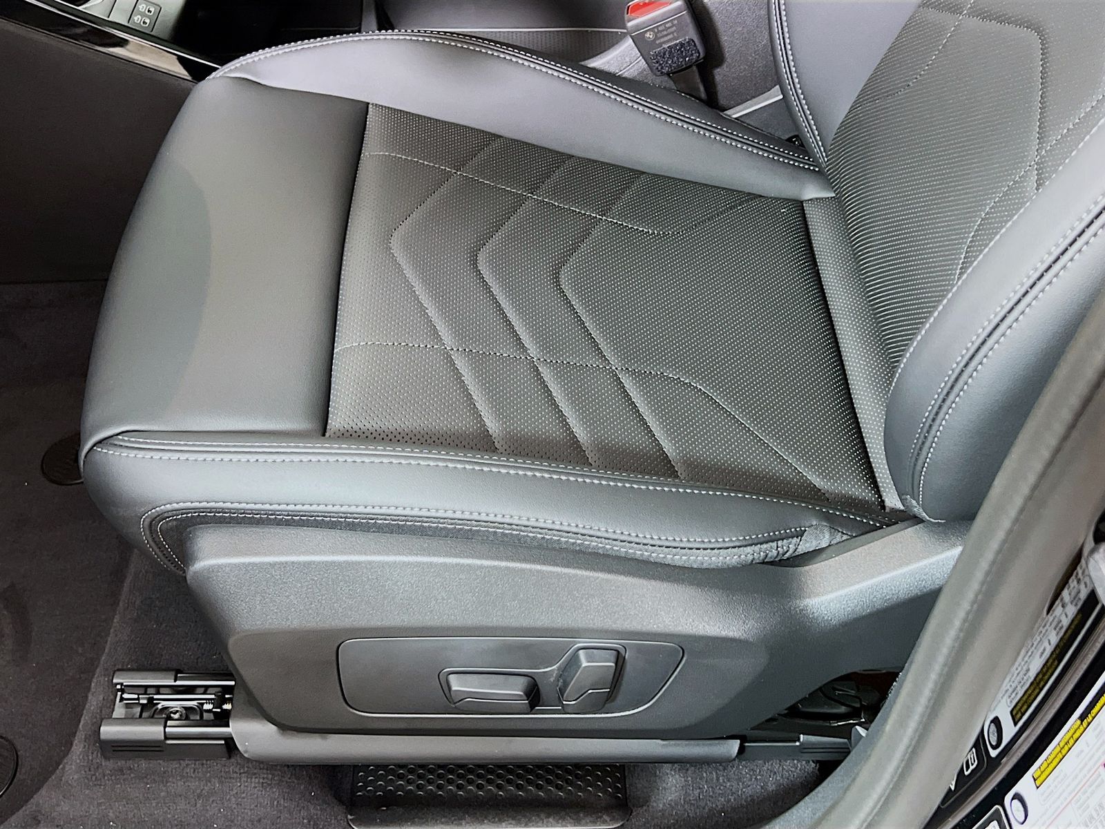 2026 BMW X1 XDrive28i - Photo 22