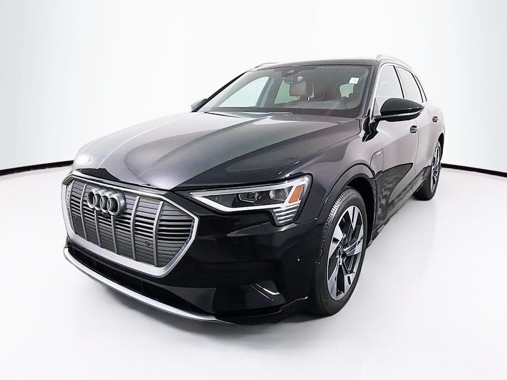Used 2022 Audi e-tron Premium Plus SUV