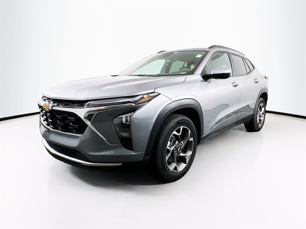 Used 2024 Chevrolet Trax LT SUV