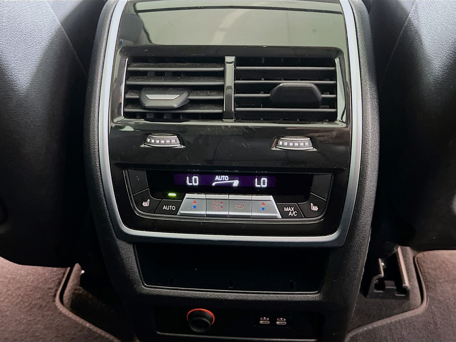 2024 BMW X7 40i - Photo 27