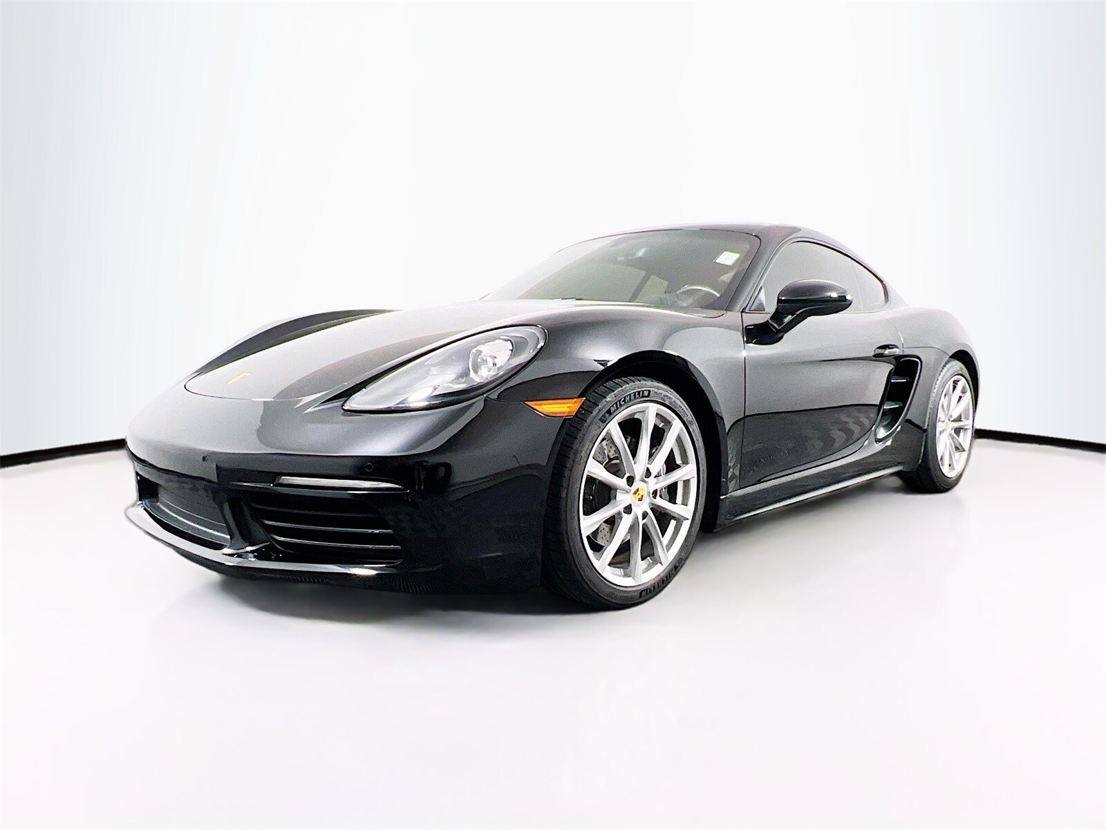 2018 Porsche Cayman Base photo 3