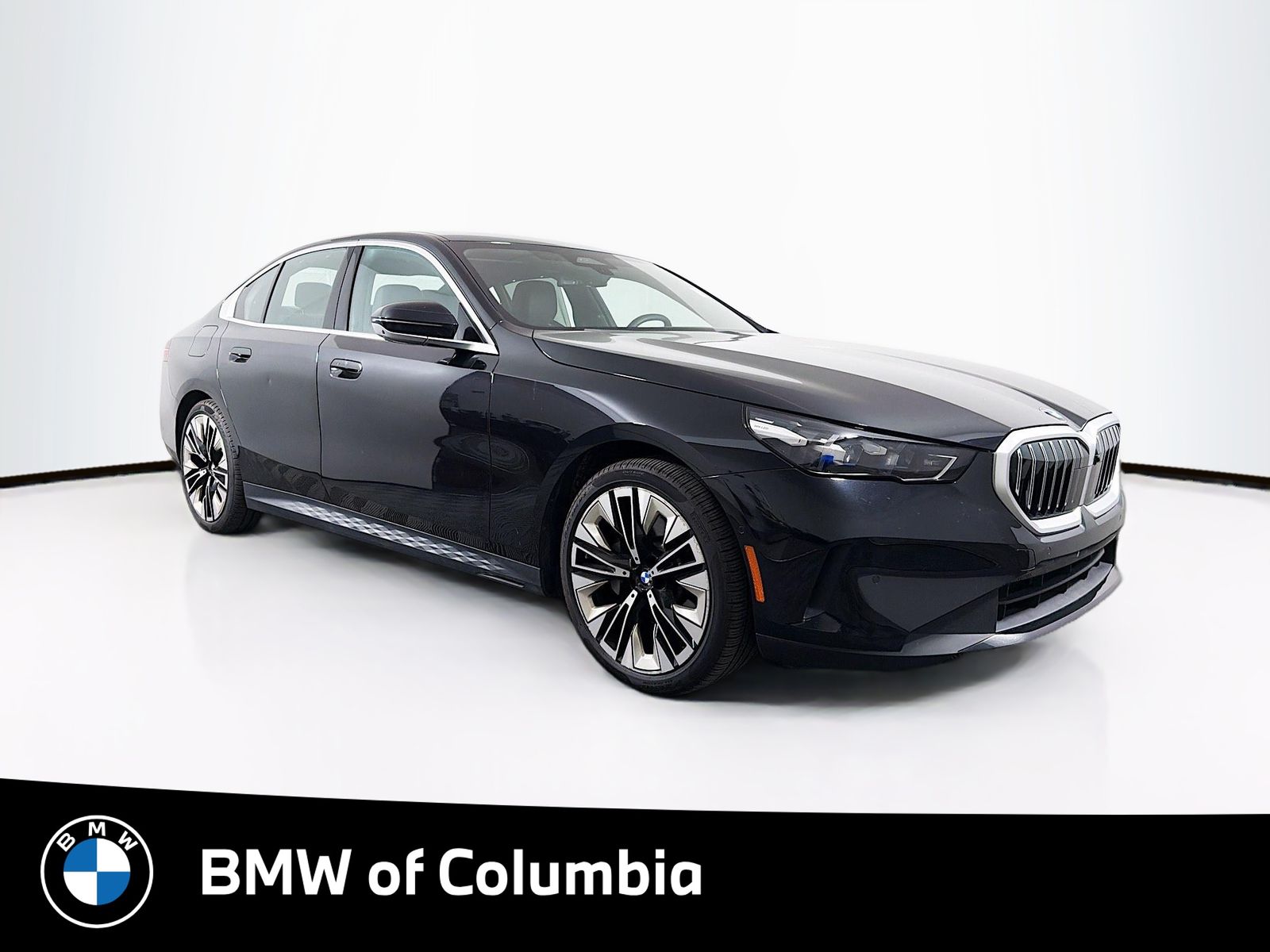 2025 BMW 5 Series 530i Sedan's photo