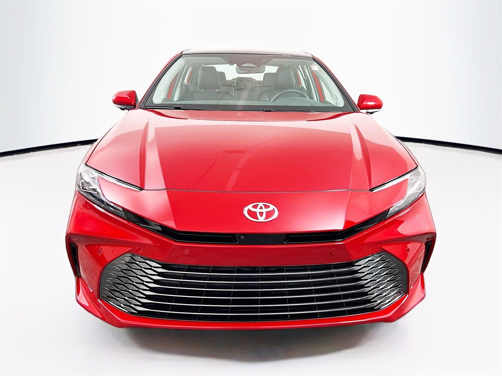 2025 Toyota Camry XLE photo 2