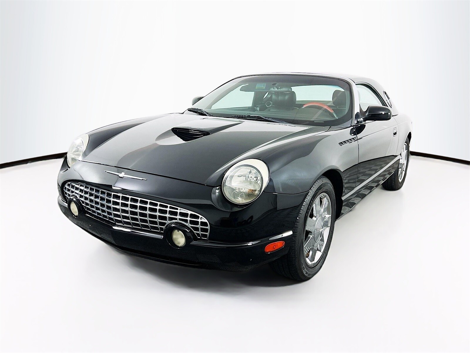 2002 Ford Thunderbird Base photo 3