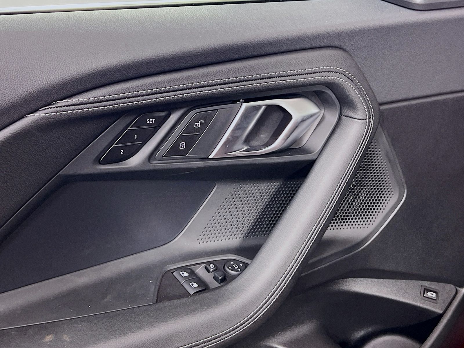 2025 BMW 2 Series 230i - Photo 21