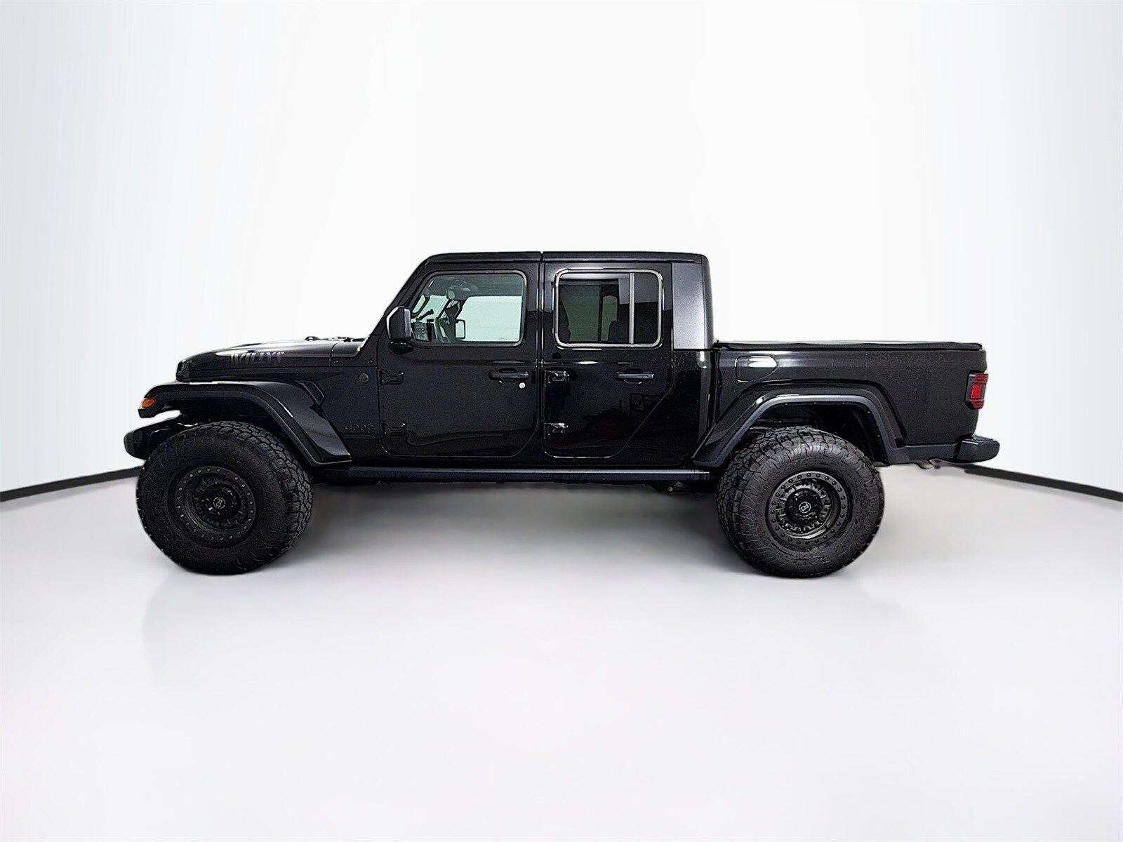 2024 Jeep Gladiator Willys photo 4