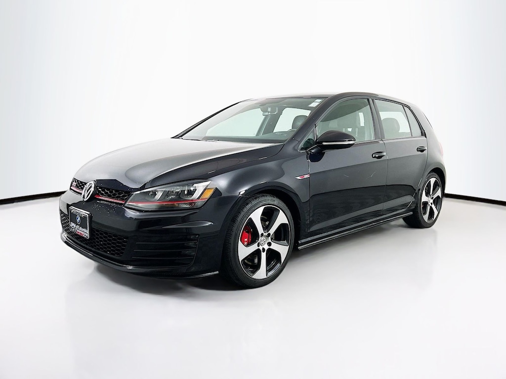 Used 2017 Volkswagen Golf GTI SE Hatchback