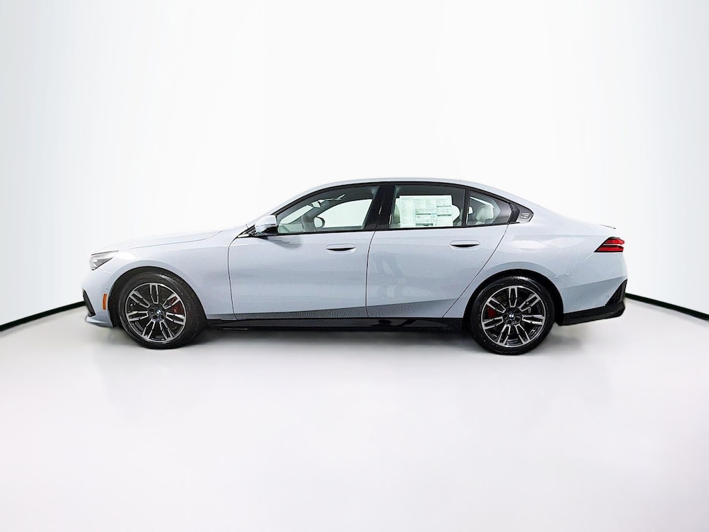 New 2026 BMW 530i xDrive Sedan