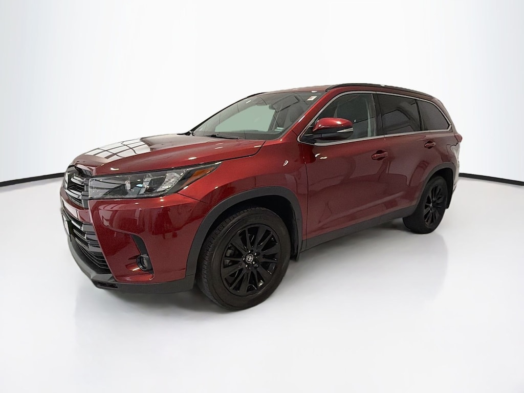 Used 2019 Toyota Highlander SE SUV