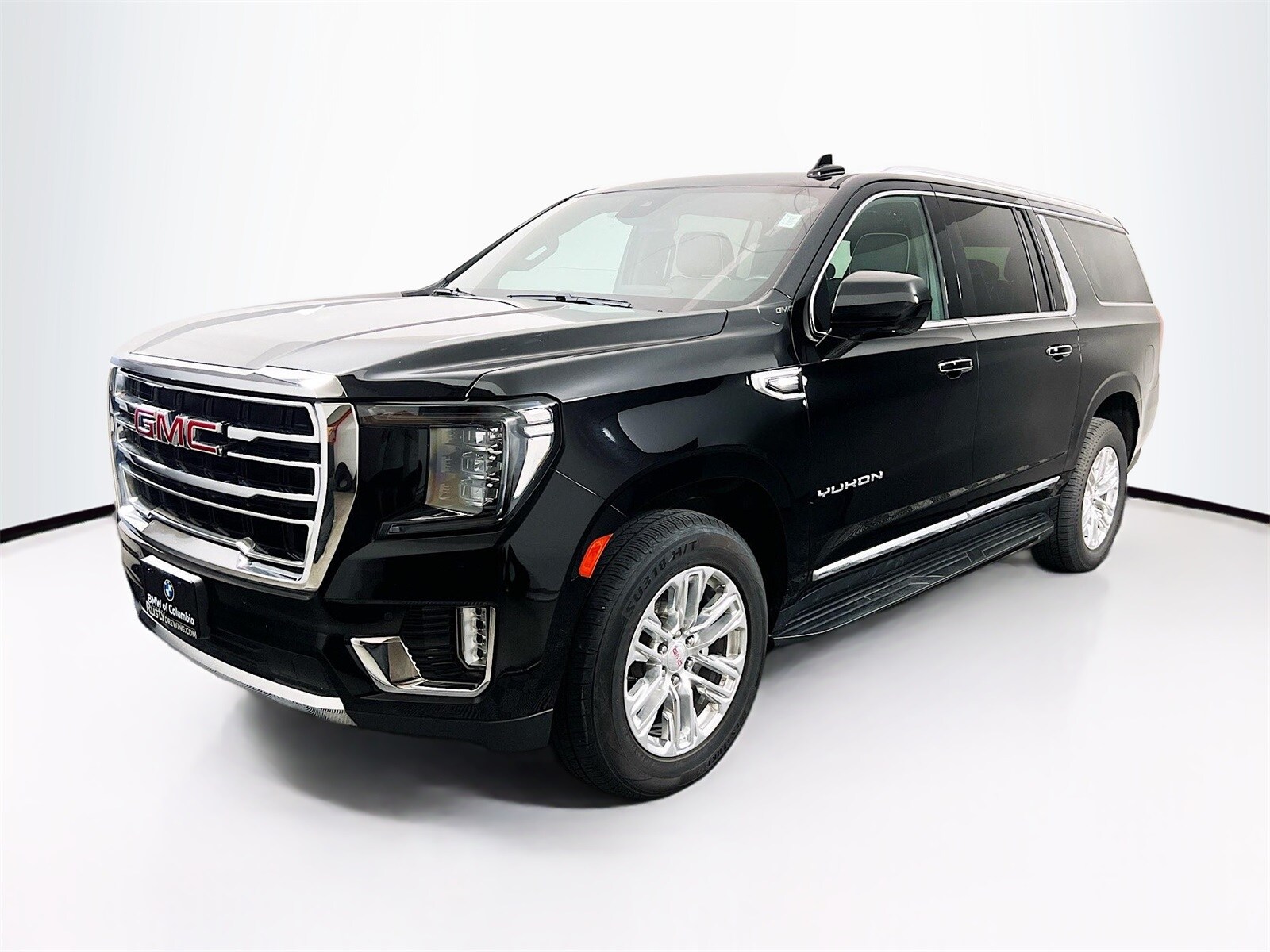 2023 Gmc Yukon XL SLT photo 3
