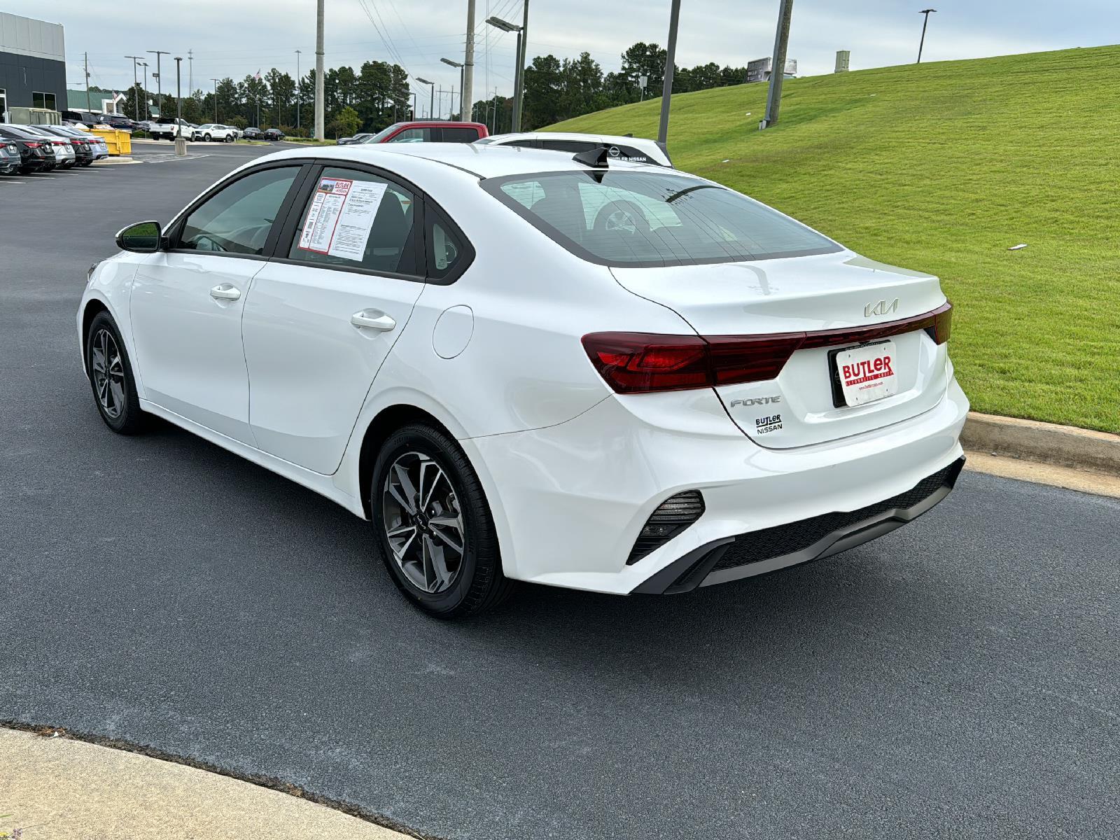 Used 2022 Kia FORTE LXS with VIN 3KPF24AD6NE431339 for sale in Columbus, GA