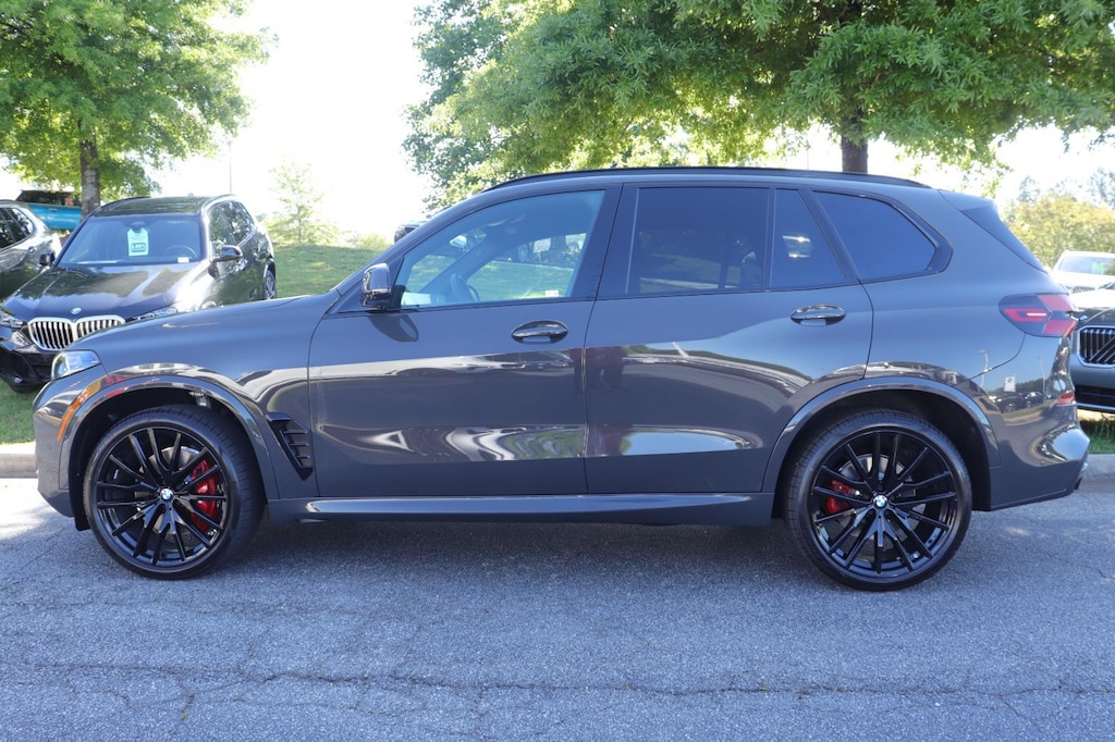 New 2026 BMW X5 sDrive40i Sports Activity Vehicle