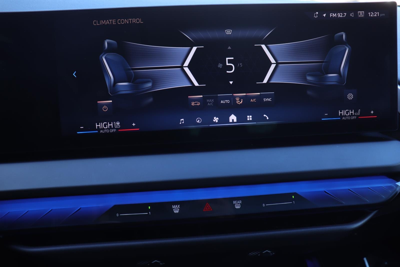 2025 BMW X3 30 - Photo 31