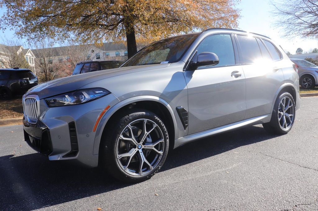 New 2026 BMW X5 sDrive40i Sports Activity Vehicle