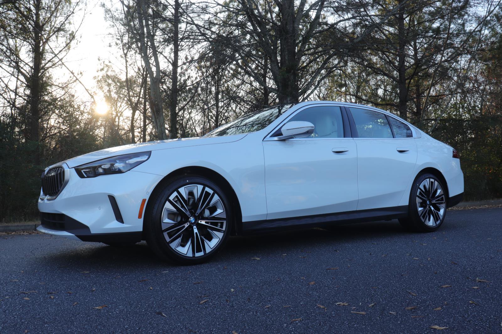 2026 BMW 5 Series 530i's photo