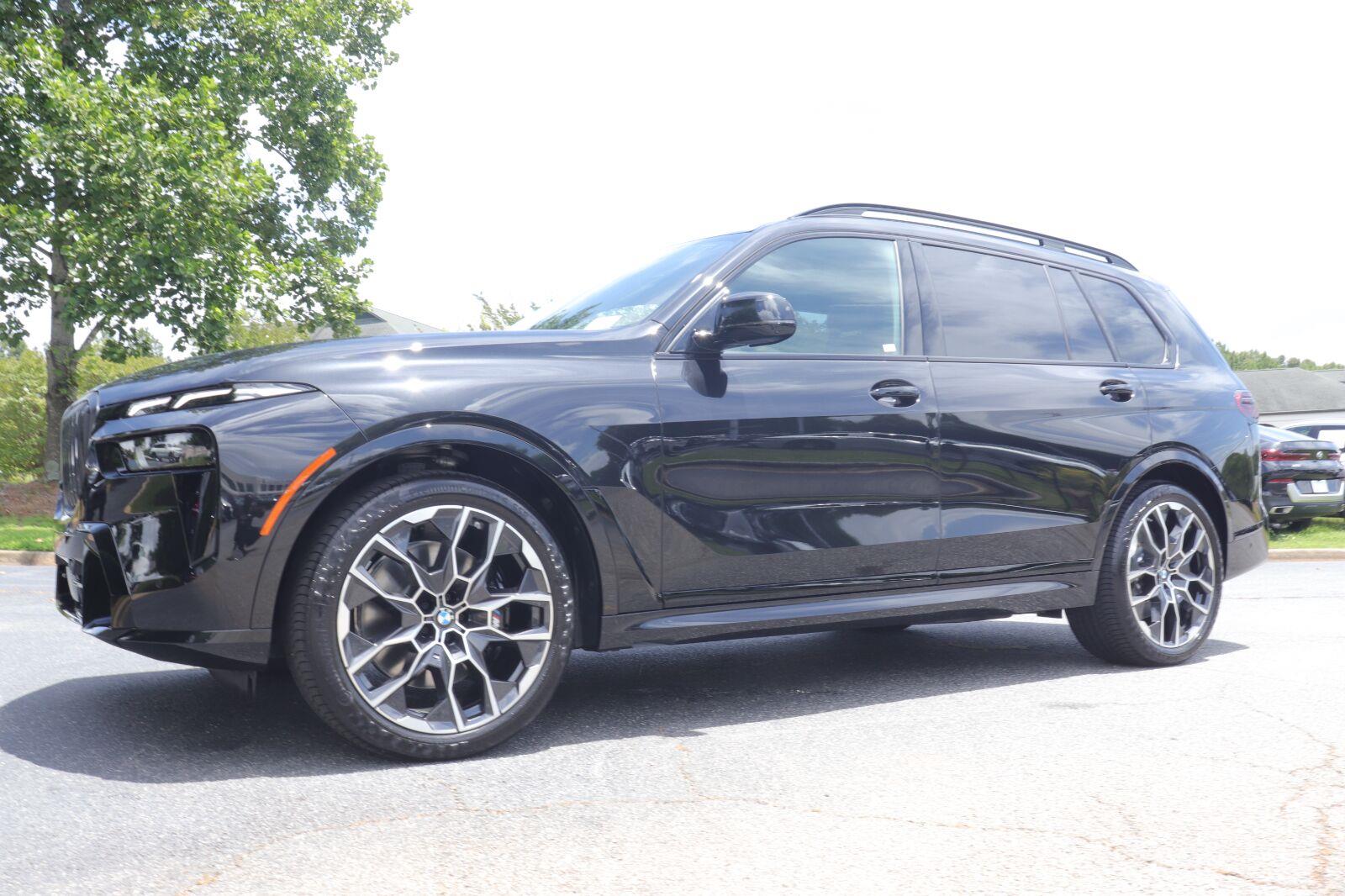 2027 BMW X7 Sports Activity Vehicle 