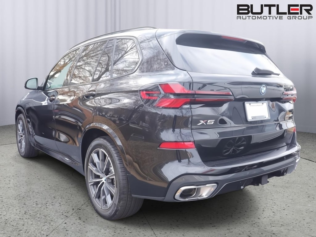 New 2026 BMW X5 xDrive50e Sports Activity Vehicle