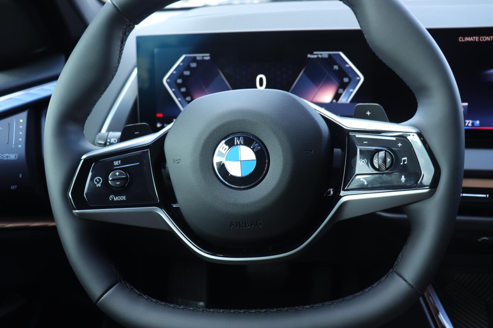 2026 BMW X3 30 - Photo 27