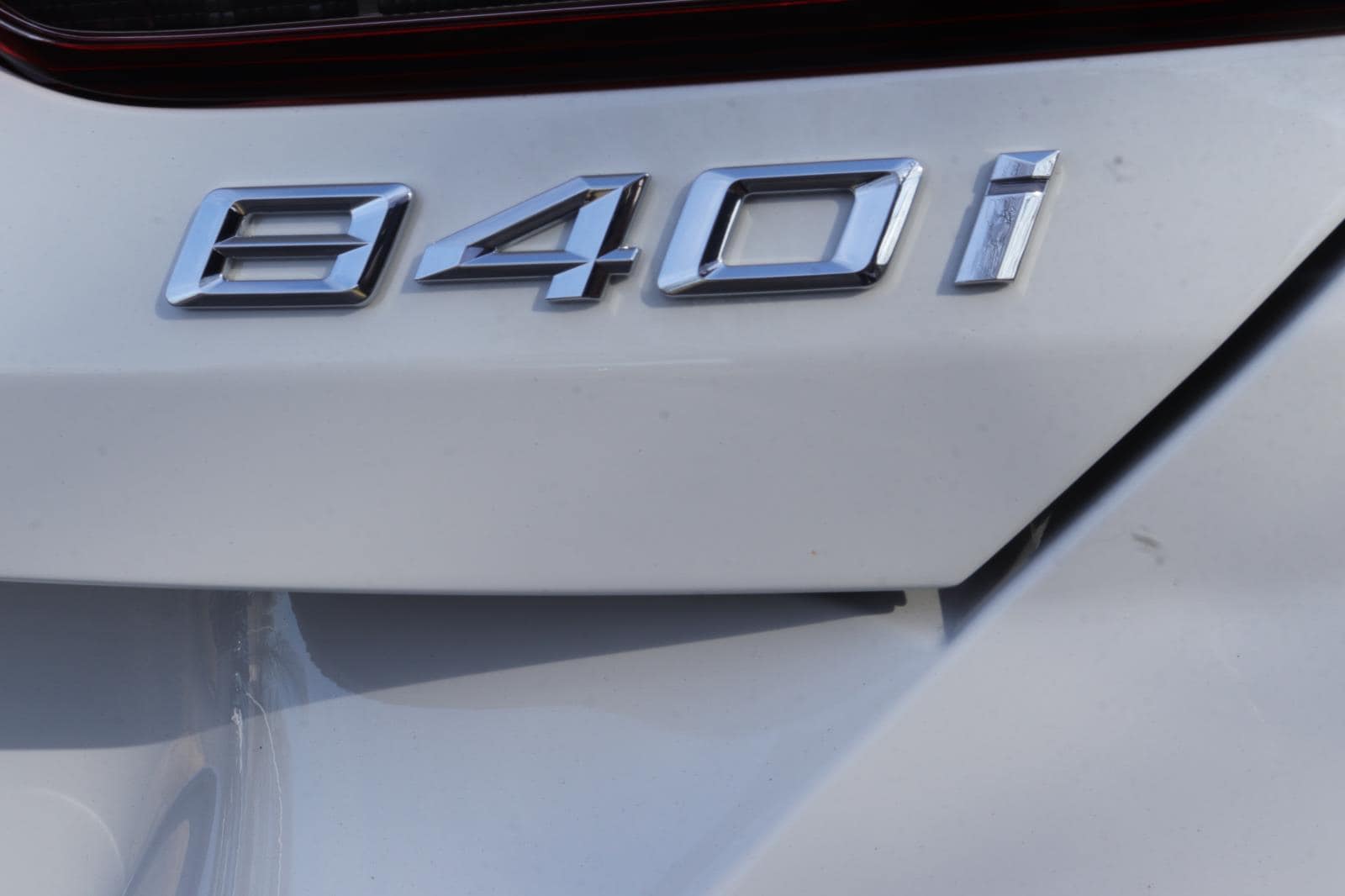 2025 BMW 8 Series 840i - Photo 10