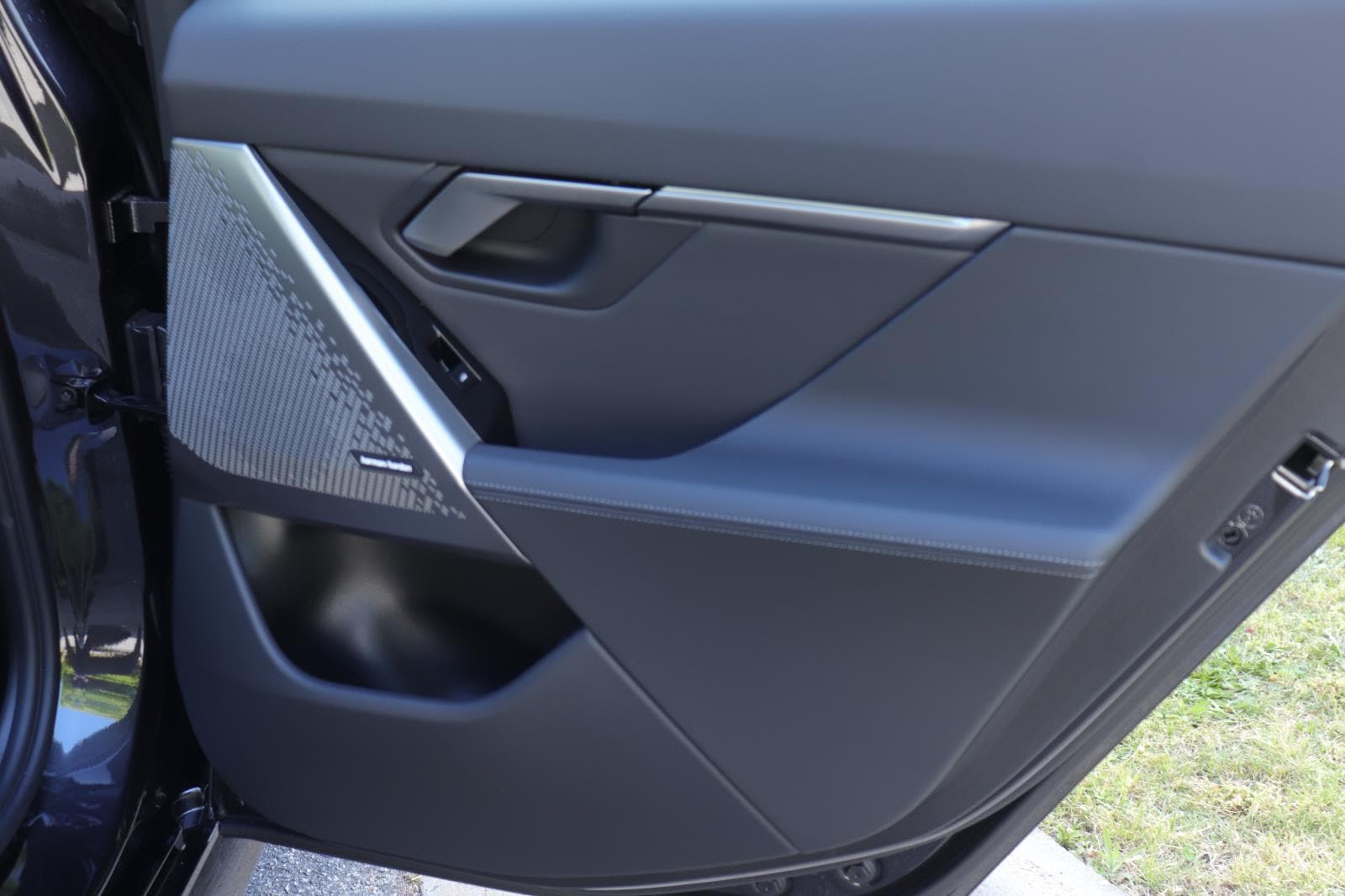 2026 BMW 5 Series 530i - Photo 17