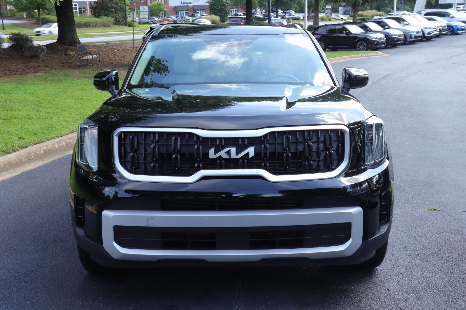 2023 Kia Telluride EX photo 3