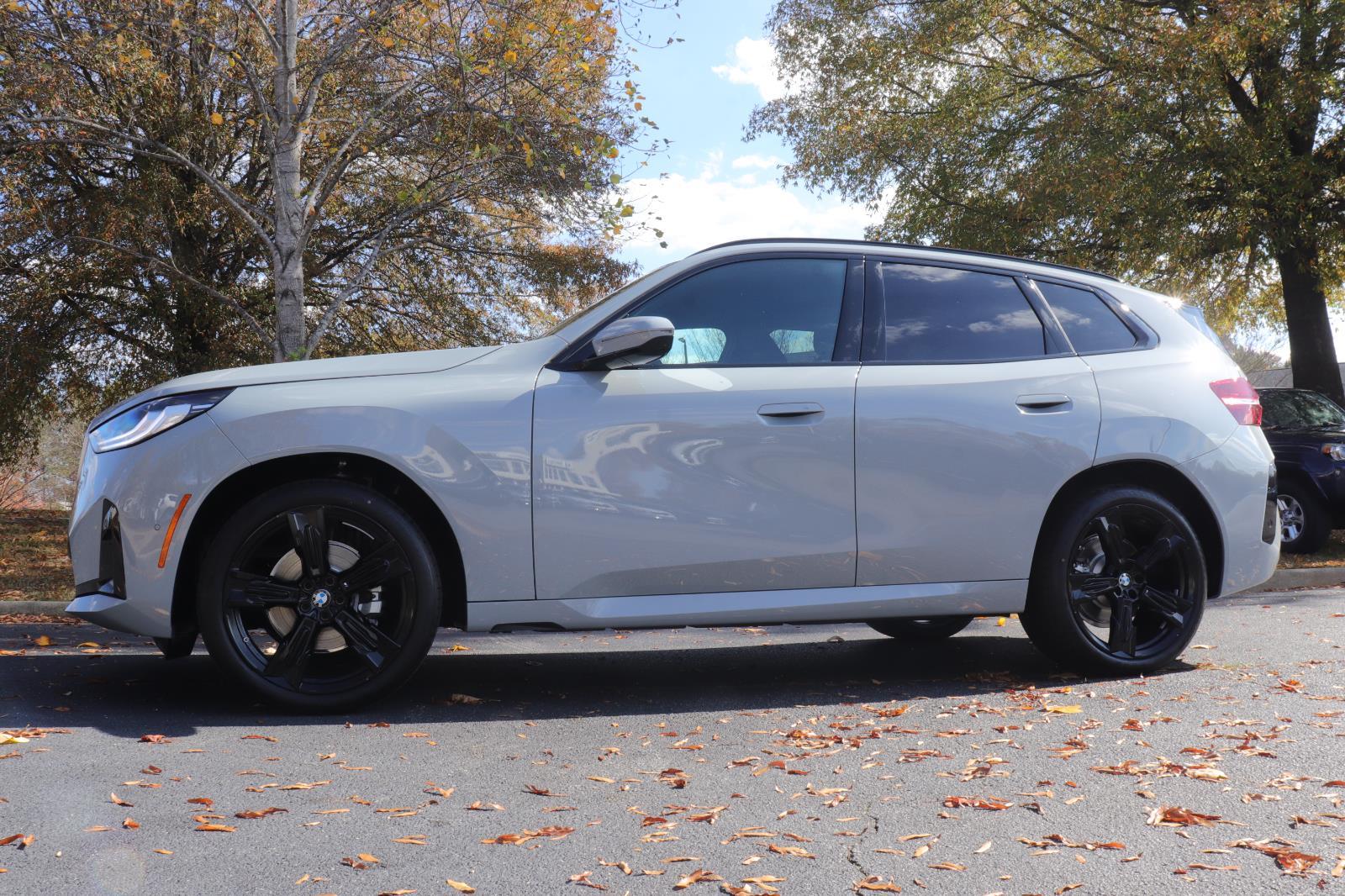 2026 BMW X3 30's photo