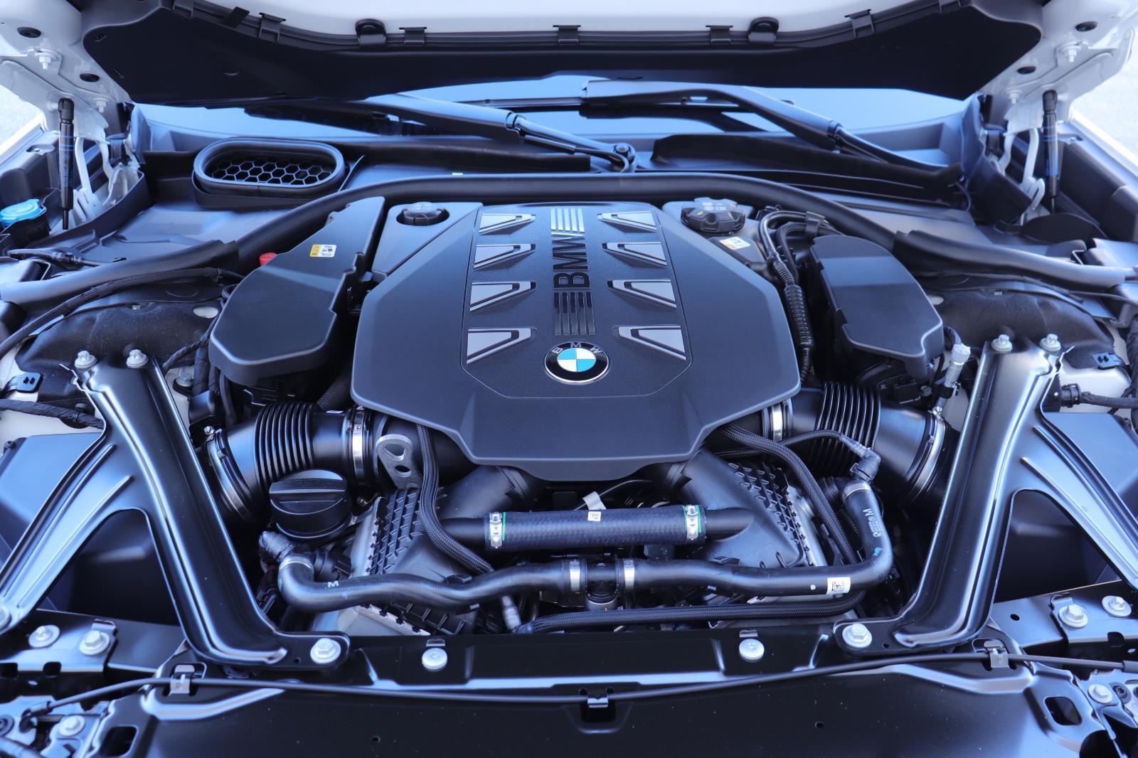 2026 BMW 7 Series 760i - Photo 40