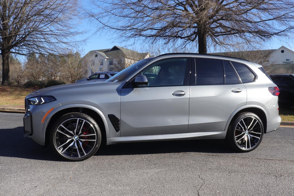 New 2026 BMW X5 xDrive40i Sports Activity Vehicle