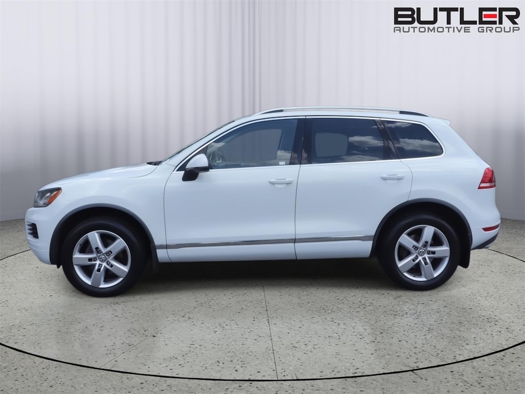 Used 2013 Volkswagen Touareg Lux