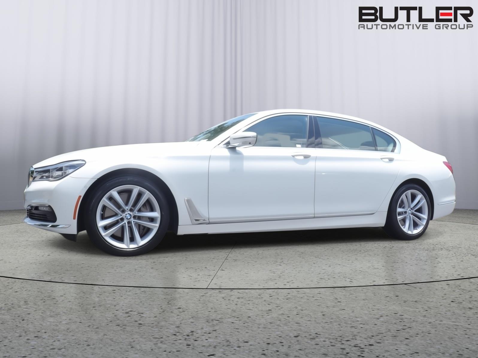2018 BMW 7 Series 750i's photo