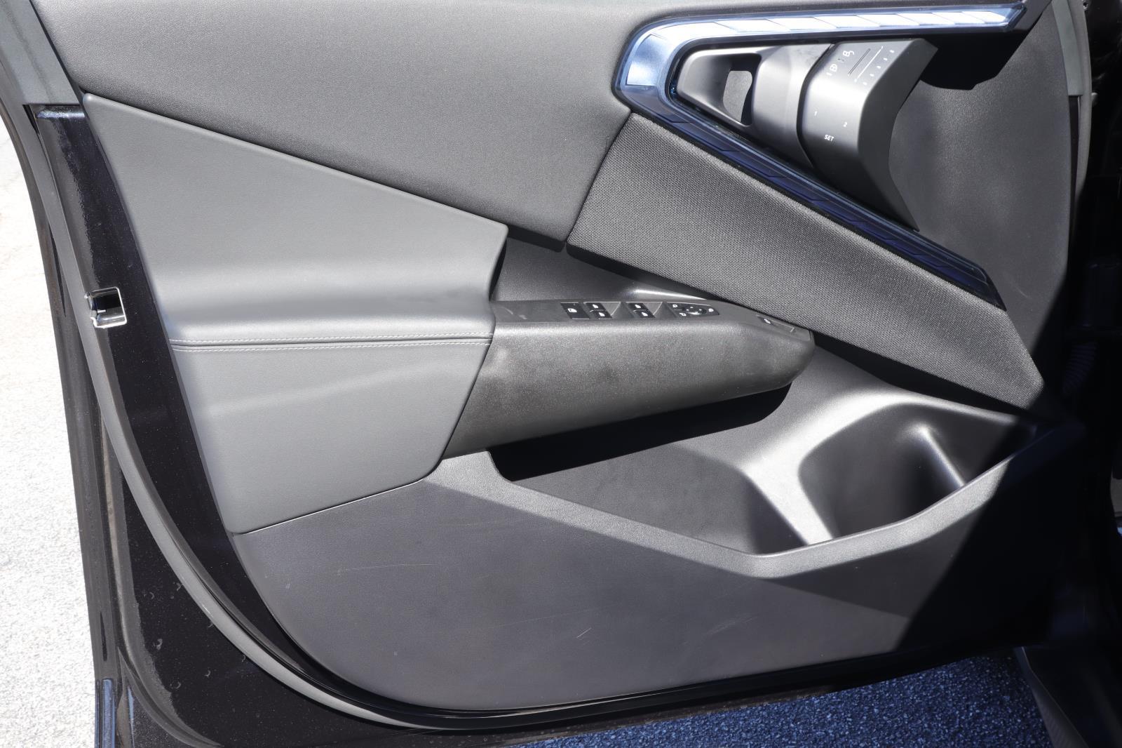 2025 BMW X3 30 - Photo 10