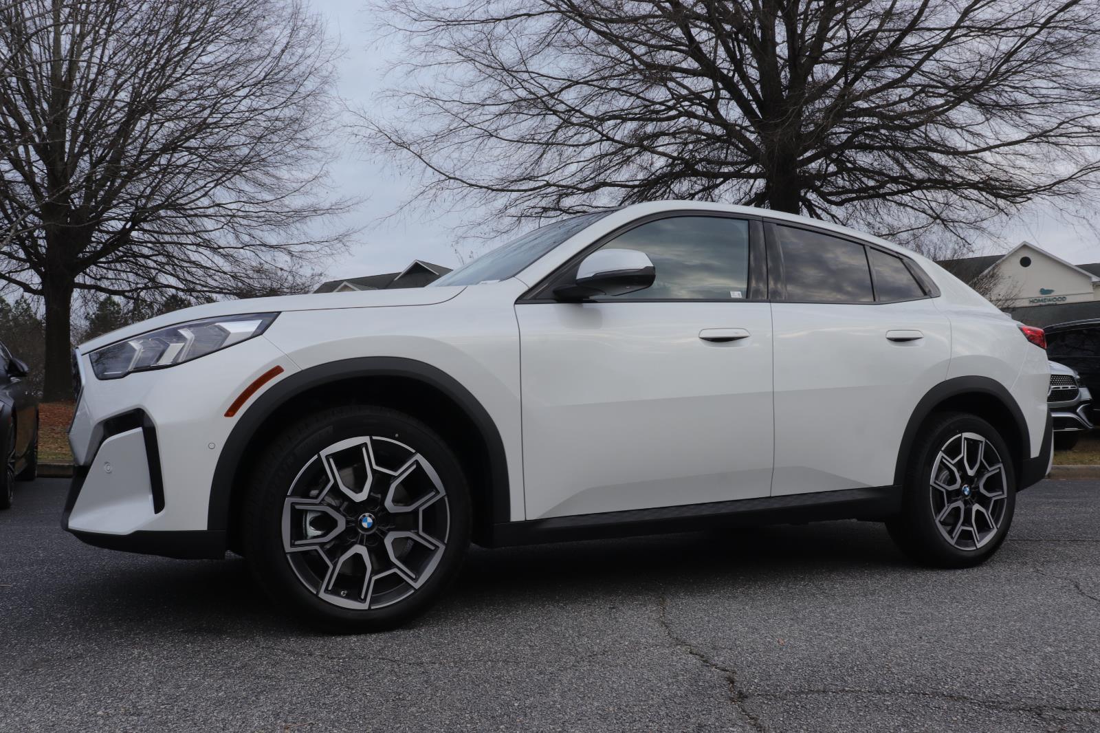 2026 BMW X2 28i's photo