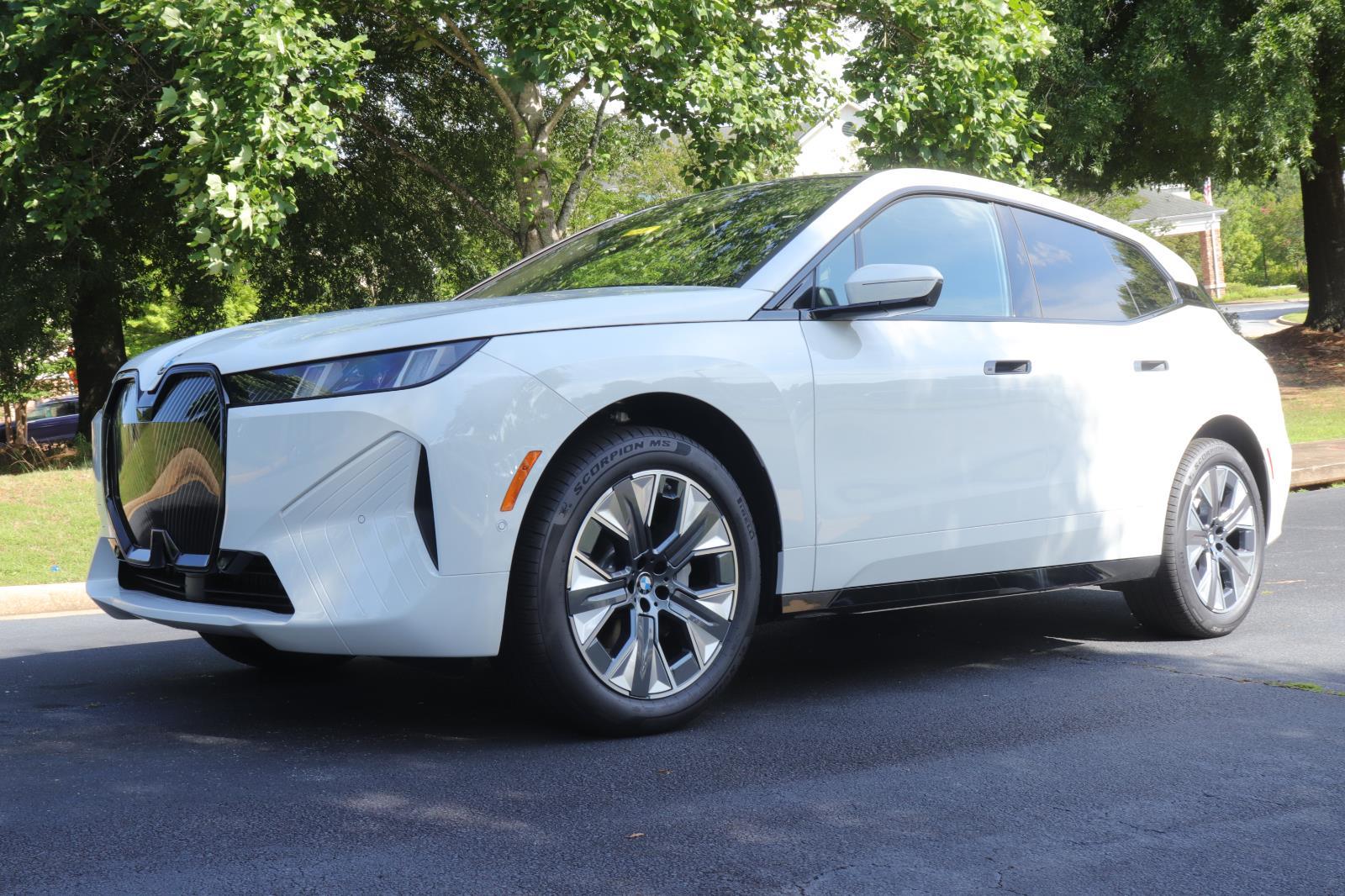 2026 BMW iX 60 - Photo 41