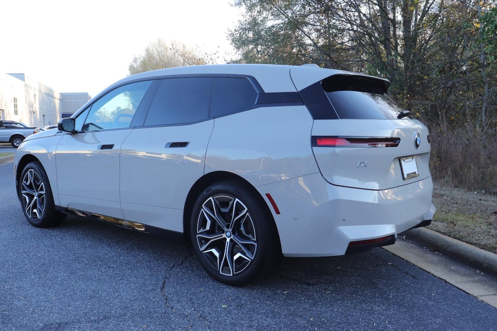 New 2026 BMW iX xDrive45 SUV