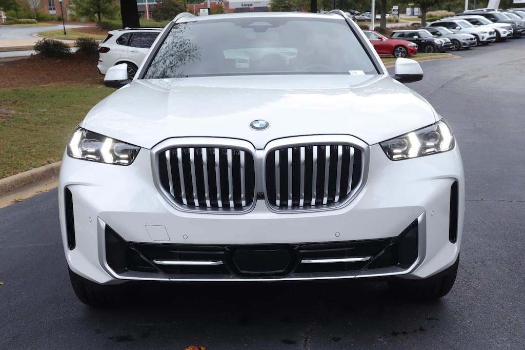 New 2026 BMW X5 sDrive40i Sports Activity Vehicle