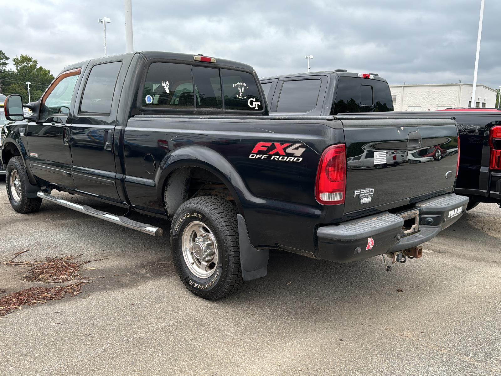 Used 2003 Ford F-250 Super Duty Lariat with VIN 1FTNW21PX3ED11079 for sale in Columbus, GA