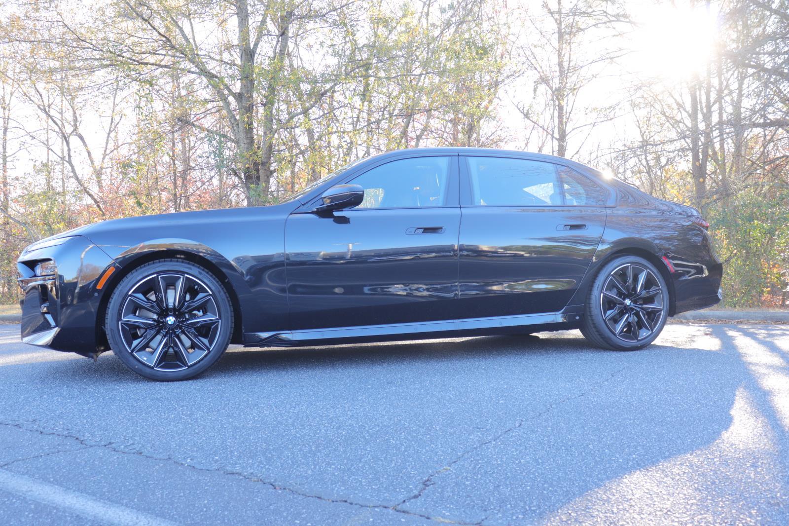 2026 BMW 7 Series 760i's photo