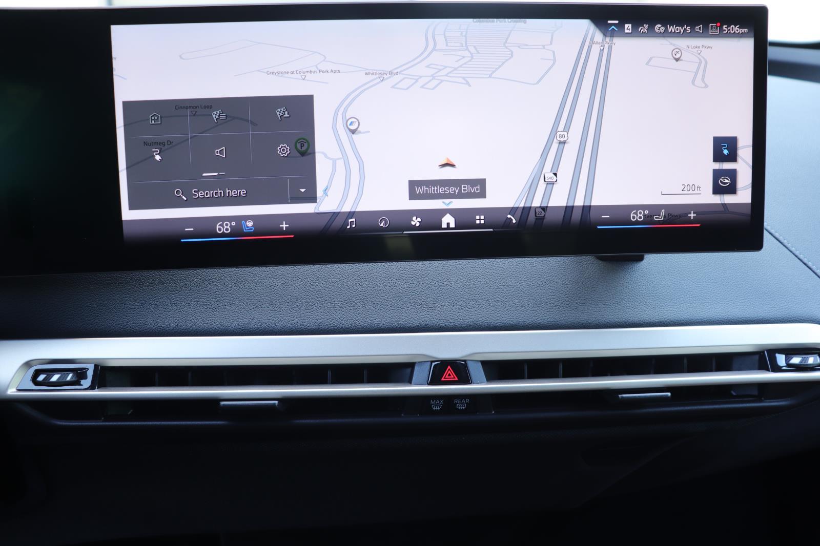 2026 BMW iX 60 - Photo 30