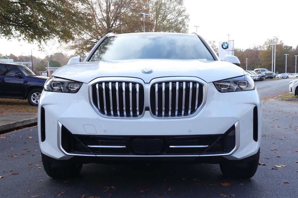 New 2026 BMW X5 xDrive50e Sports Activity Vehicle