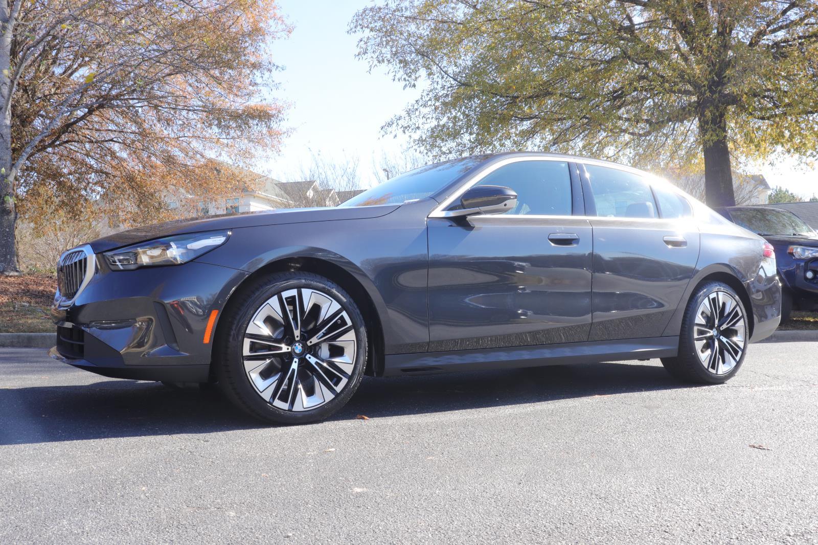 2026 BMW 5 Series 530i's photo